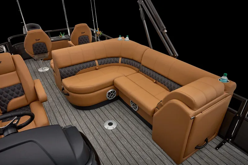 Slide: The Image of Ranger 220F 2026 - 36