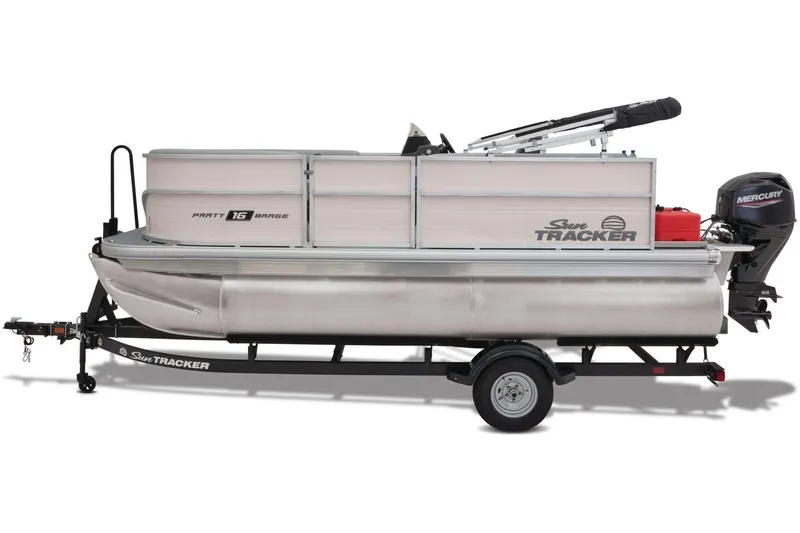 Slide: The Image of Sun Tracker Party Barge 16 DLX 2026 - 19
