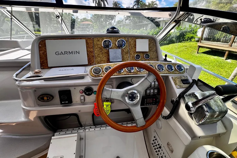 Slide: The Image of Helm of 2006 Formula 40 Performance Cruiser with Garmin navigation system. - 5
