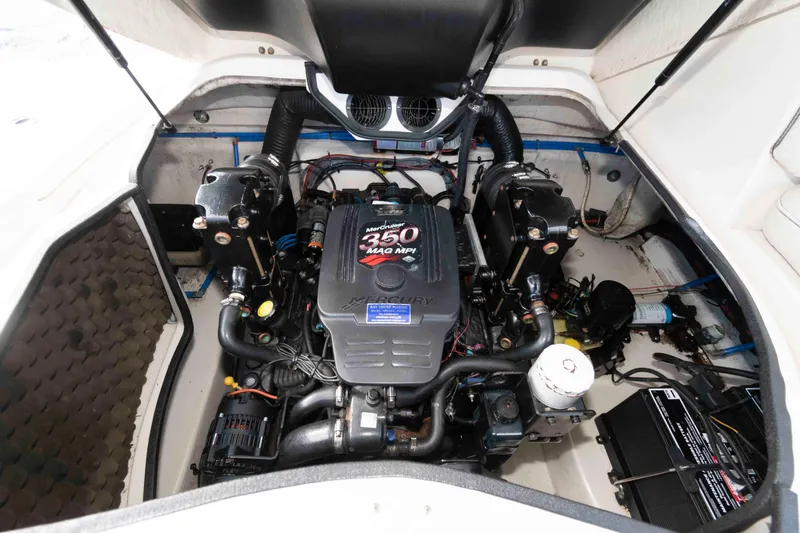 Slide: The Image of Engine compartment of a 2007 Sea Ray 260 Sundeck with MerCruiser 350 MAG MPI. - 11