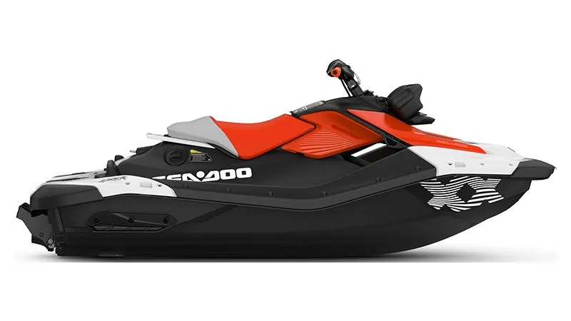 Slide: The Image of Sea-Doo Spark Trixx for 1 iBR and Audio in option 2026 - 1