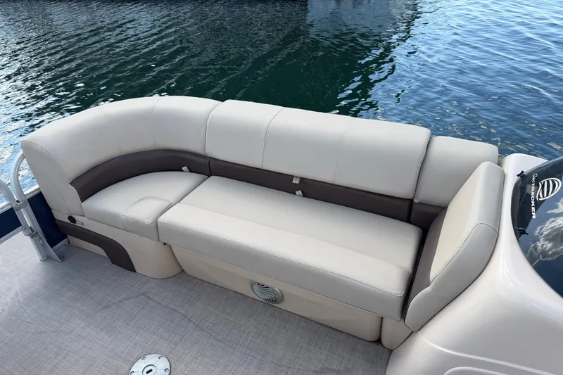 Slide: The Image of 2019 Sun Tracker Party Barge 22 Sport Fish pontoon boat with beige seating. - 13