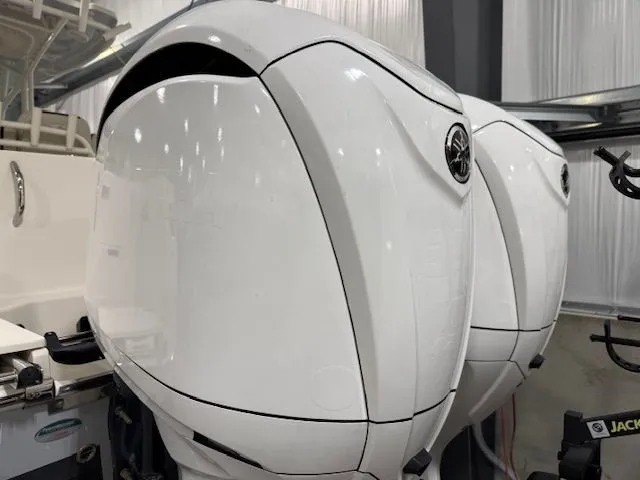 Slide: The Image of Sailfish 290 CC 2022 - 20