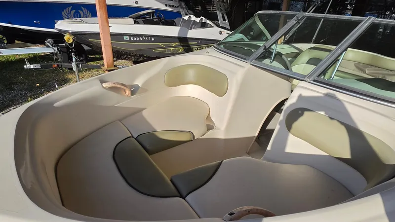 Slide: The Image of Sea Ray 185 Sport 2005 - 8