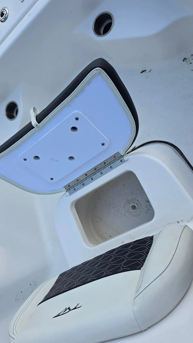 Slide: The Image of Tidewater 1910 Bay Max 2024 - 11