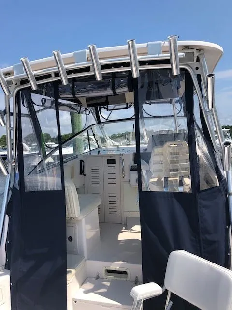 Slide: The Image of Grady-White Marlin 300 2003 - 3