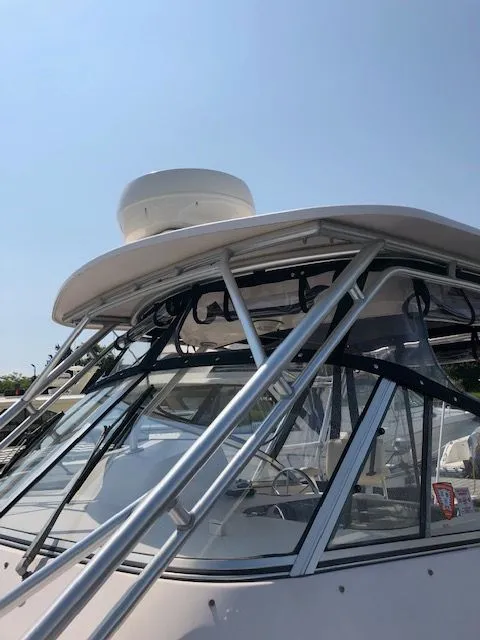 Slide: The Image of Grady-White Marlin 300 2003 - 5