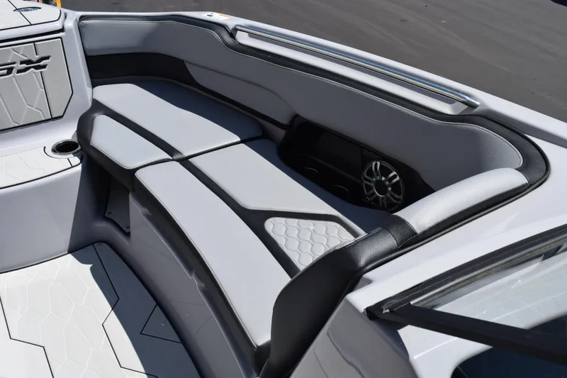 Slide: The Image of 2026 Yamaha Boats 255XD interior with sleek seating and modern design. - 20