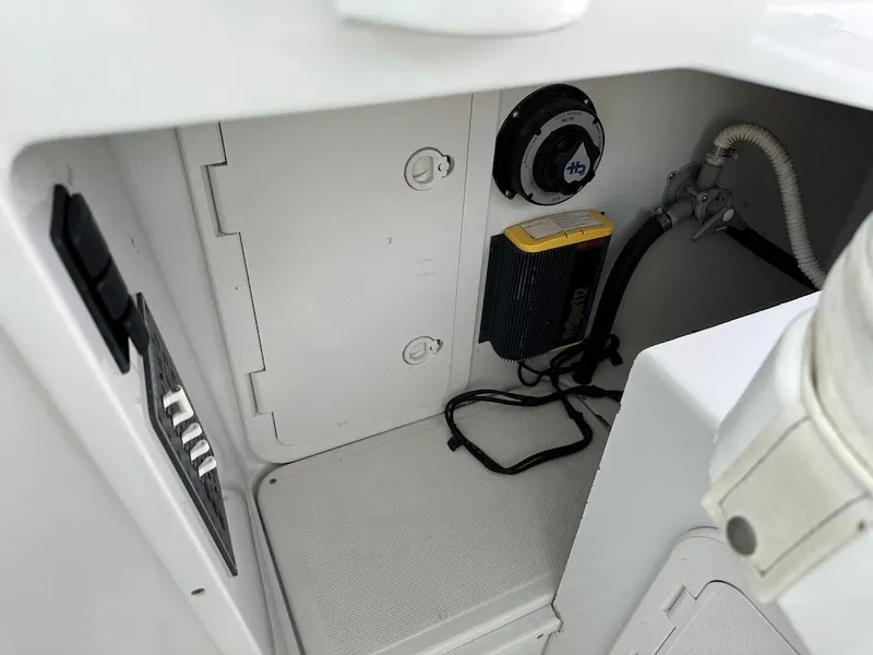 Slide: The Image of Interior of Glacier Bay 2680 Coastal Runner 2000 with electronics. - 29