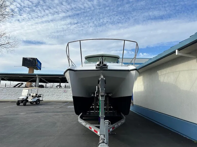 Slide: The Image of Glacier Bay 2680 Coastal Runner 2000 on trailer, front view. - 4