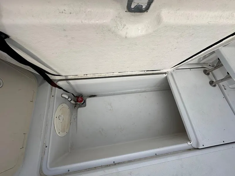 Slide: The Image of Interior of a 2000 Glacier Bay 2680 Coastal Runner boat. - 47