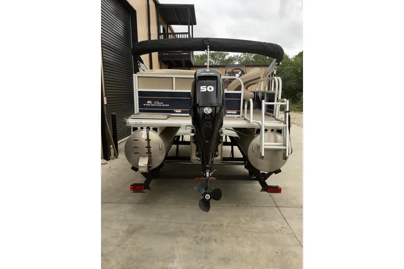 Slide: The Image of 2022 Sun Tracker Bass Buggy 16 XL pontoon boat with Mercury 50 HP engine. - 11
