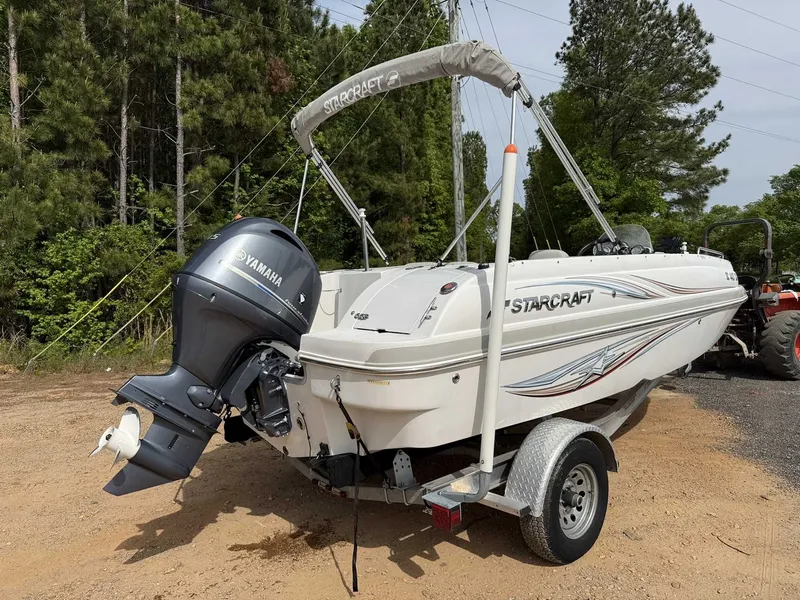 Slide: The Image of Starcraft 1915 Deck boat Yamaha 115 2018 - 8