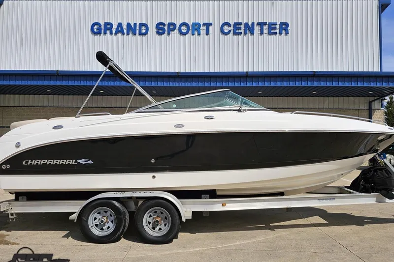 Slide: The Image of 2007 Chaparral 256 SSi boat on trailer at Grand Sport Center. - 3