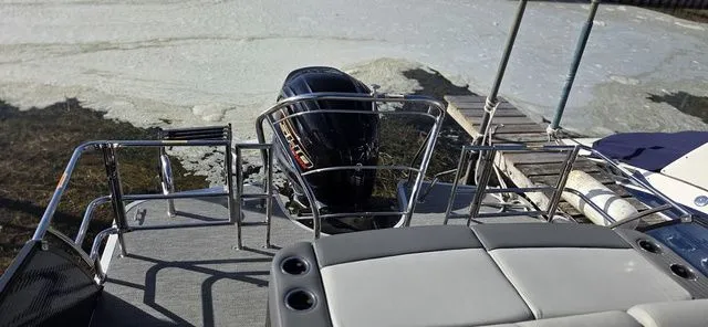 Slide: The Image of Godfrey Monaco 235 DFL 27" iMPACT Center Tube Package 2024 - 16