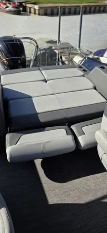 Slide: The Image of Godfrey Monaco 235 DFL 27" iMPACT Center Tube Package 2024 - 6