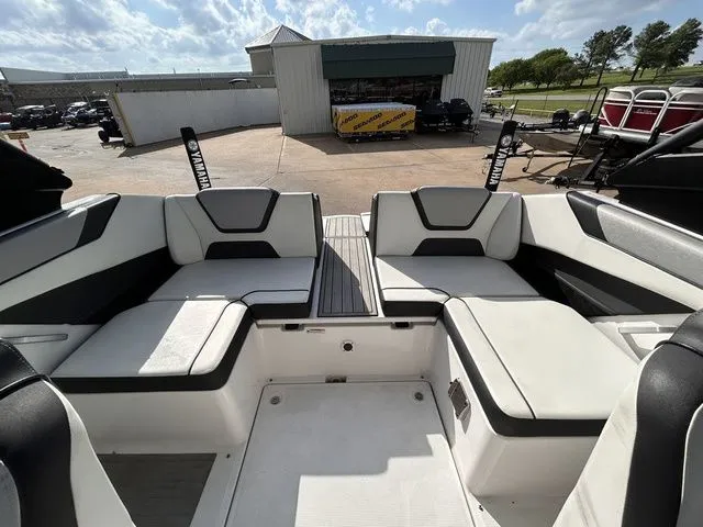 Slide: The Image of Yamaha 222S 2023 - 20