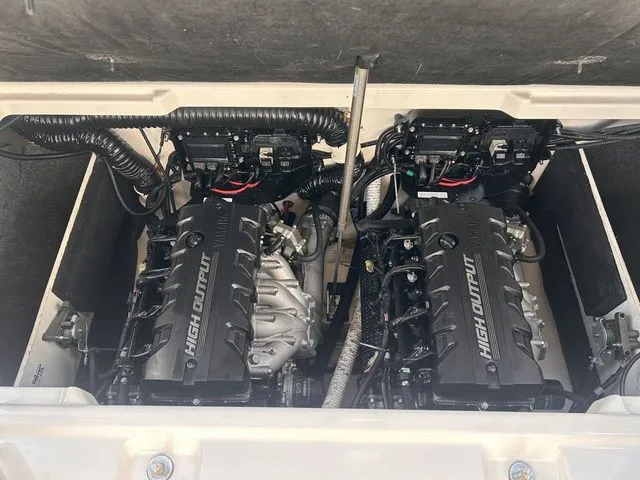 Slide: The Image of Yamaha 222S 2023 - 21