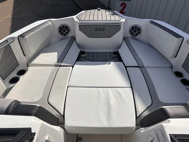 Slide: The Image of Yamaha 222S 2023 - 23