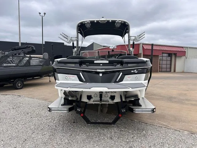 Slide: The Image of MasterCraft XT23 2017 - 5