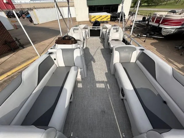 Slide: The Image of Avalon Venture Quad Lounger 21 FT 2180QL 2023 - 13