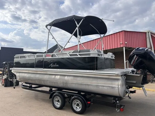 Slide: The Image of Avalon Venture Quad Lounger 21 FT 2180QL 2023 - 8