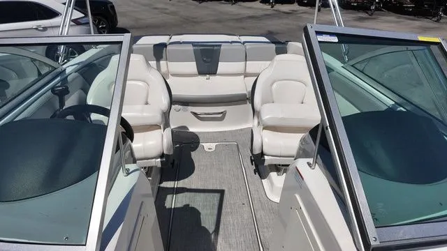 Slide: The Image of Chaparral 19 SSi 2021 - 12