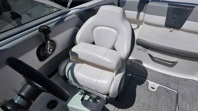 Slide: The Image of Chaparral 19 SSi 2021 - 13