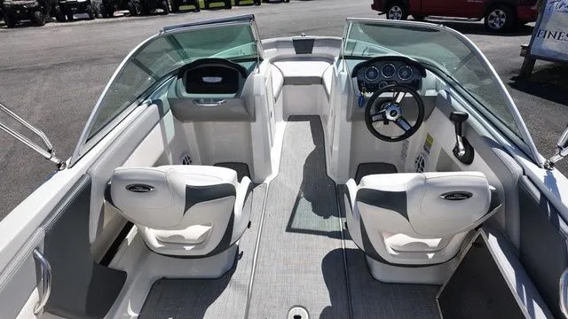 Slide: The Image of Chaparral 19 SSi 2021 - 21