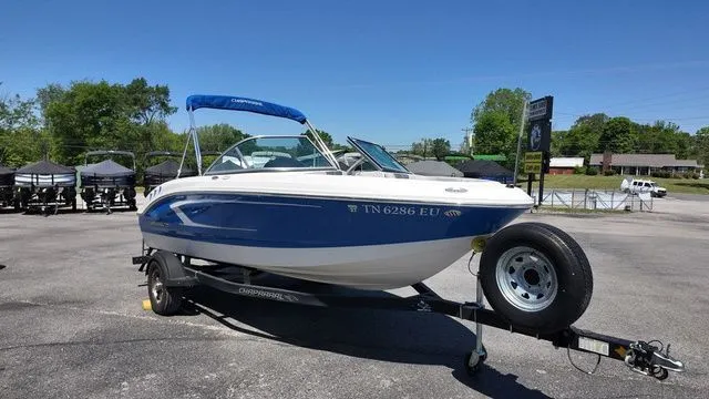 Slide: The Image of Chaparral 19 SSi 2021 - 7