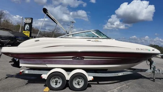 Slide: The Image of Sea Ray 200 Sundeck 2007 - 7