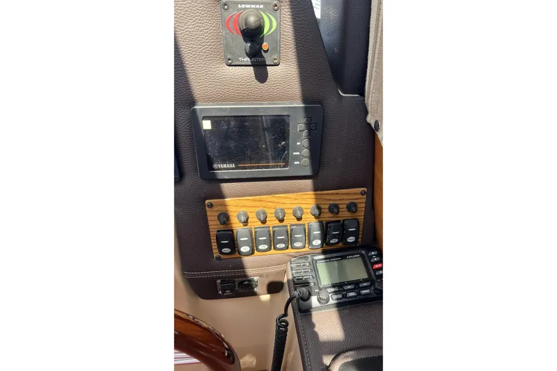 Slide: The Image of Control panel of a 2018 Ranger Tugs R-23 boat with Yamaha display. - 23