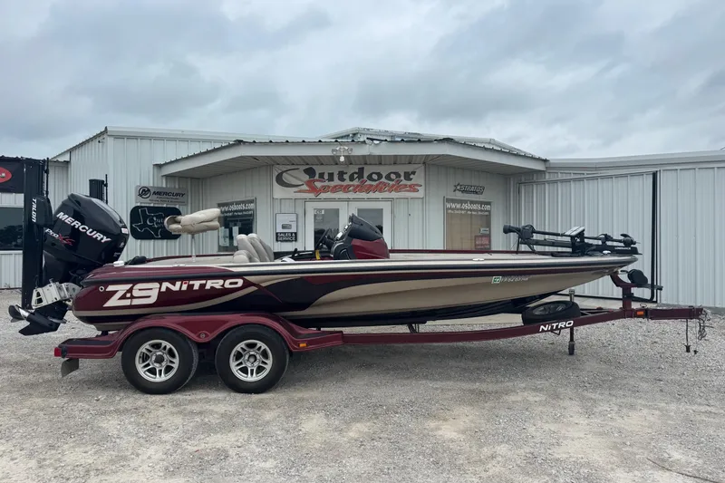 The Image of 2009 Nitro Z-9 CDC boat with Mercury engine, parked outside Outdoor Specialties store. - 1