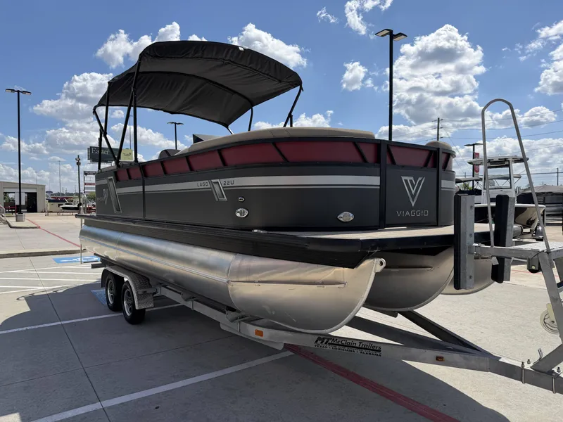 Slide: The Image of Viaggio L22U 2022 - 6