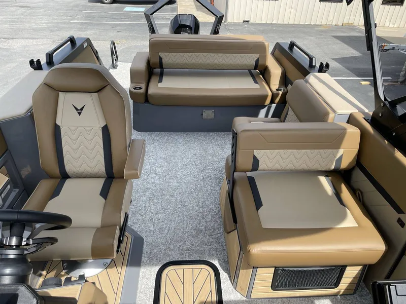 Slide: The Image of Revel RS25 2026 - 22