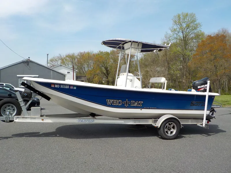 The Image of Carolina Elite Series DLV 218 2010 - undefined