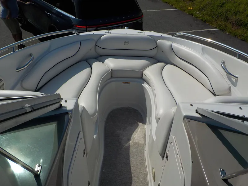 Slide: The Image of Crownline Boats Bowrider 226 LS 2005 - 20