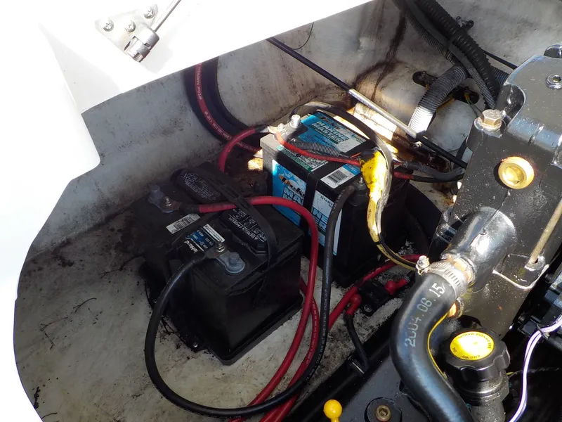 Slide: The Image of Crownline Boats Bowrider 226 LS 2005 - 24