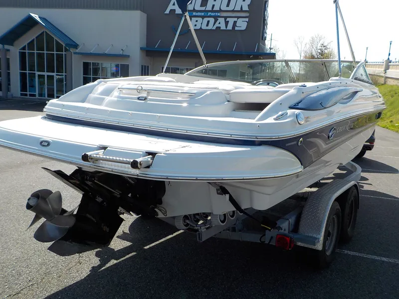 Slide: The Image of Crownline Boats Bowrider 226 LS 2005 - 4