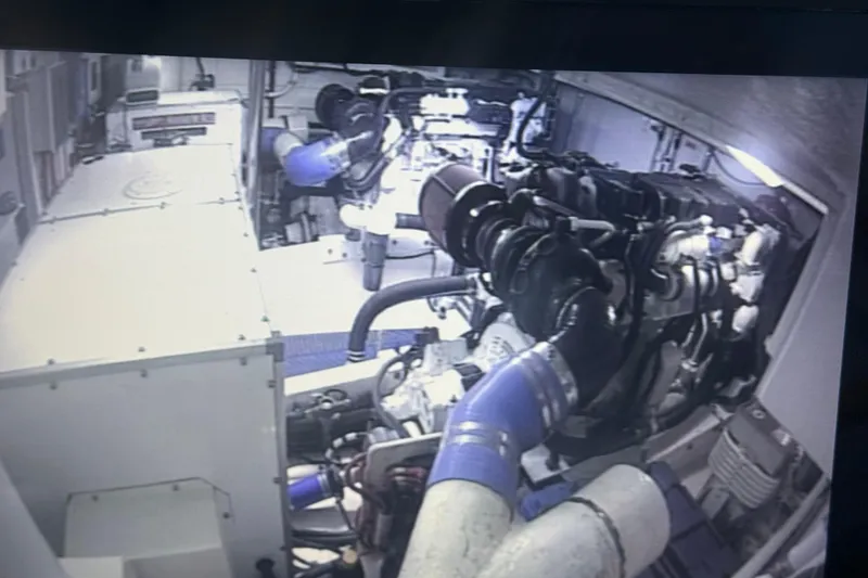 Slide: The Image of Luxurious interior of 2001 Pacific Mariner 65 Motoryacht with leather seating and modern kitchen. - 22