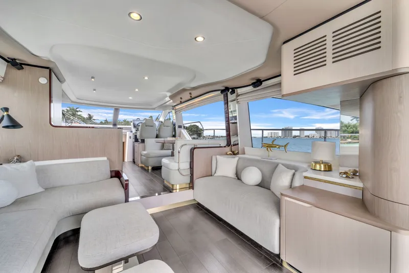 Slide: The Image of Interior of 2023 Azimut 60 Fly yacht with luxurious design. - 16