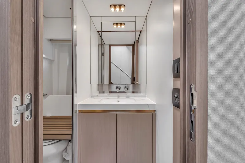 Slide: The Image of Modern bathroom in Azimut 60 Fly 2023 yacht model. - 30