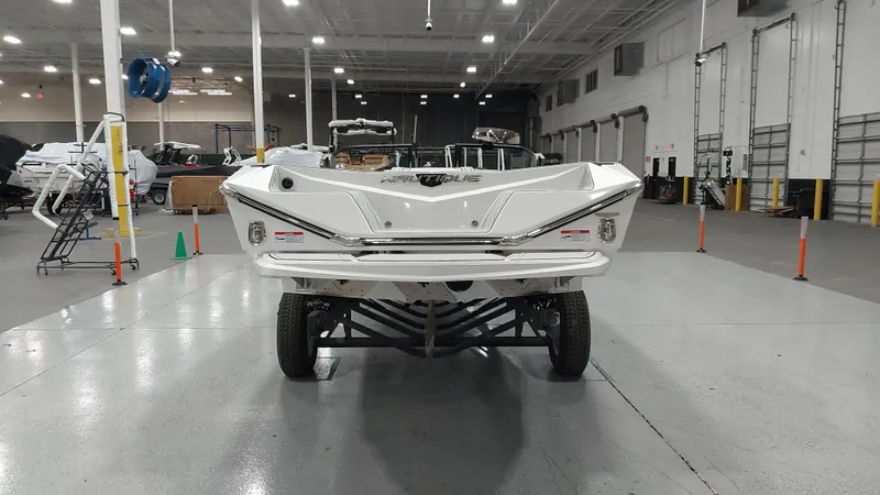 Slide: The Image of Nautique Ski 2025 - 5