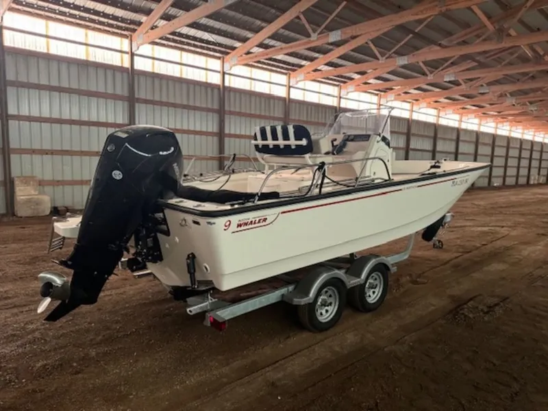 Slide: The Image of Boston Whaler 210 Montauk 2023 - 2