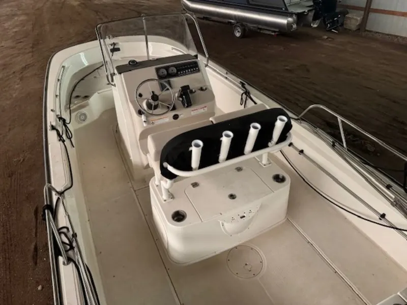 Slide: The Image of Boston Whaler 210 Montauk 2023 - 4