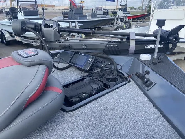 Slide: The Image of Ranger RT188P 2021 - 3