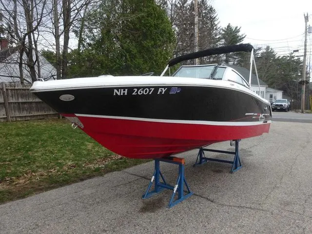 Slide: The Image of Four Winns 190 Horizon 2022 - 24