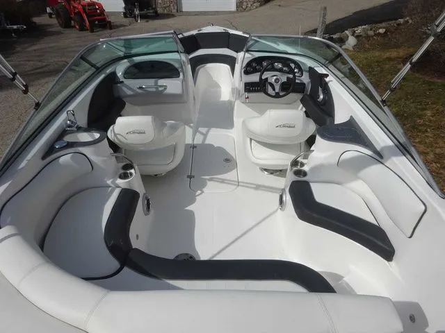 Slide: The Image of Caravelle 24 EBI 2014 - 6