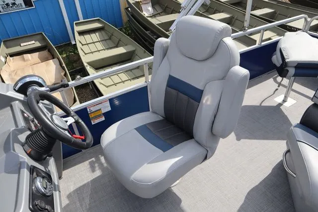 Slide: The Image of Lowe SF 232 2019 - 10