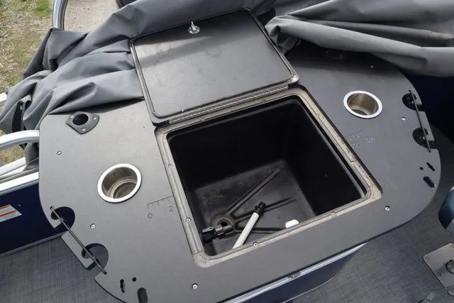 Slide: The Image of Lowe SF 232 2019 - 16